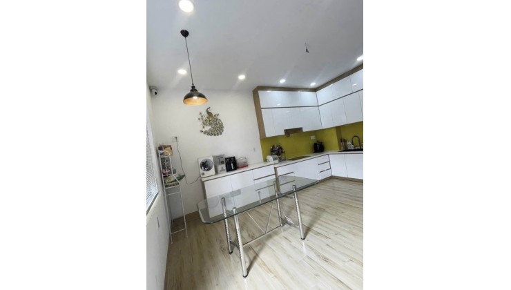Hẻm xe hơi thông thoáng , Kết nối tân sơn , sân bay 10 phút