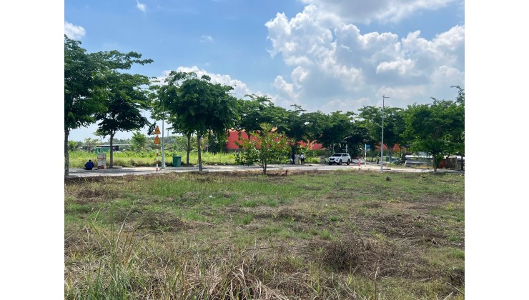 Bán đất Ora Park đang được ưu tiên săn đón ở tỉnh lộ 10 đức hoà long an