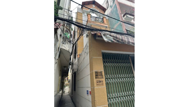Nhà phố 3 tầng, 3 mặt tiền, hẻm ô tô, ngay tháp nước cầu Điện Biên Phủ