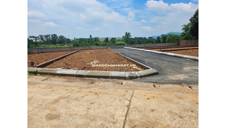 BÁN NHANH LÔ GÓC GẦN UBND XÃ ĐOÀI PHƯƠNG- HÒA LẠC- DIỆN TÍCH 105M2- NHỈNH 2 TỶ- FULL THỔ CƯ - SẴN SỔ CÔNG CHỨNG