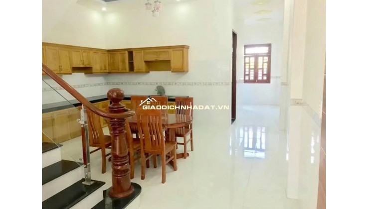Chủ Cần Bán nhanh nhà 1 trệt 1 lầu Giá 950Tr