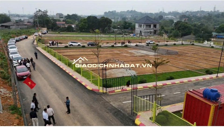 mảnh đất nghỉ dưỡng view siêu đẹp tại khu đô thị vệ tinh Hoà Lạc