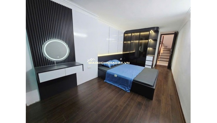 Nhà đẹp Trung tâm Phúc Lợi Long Biên, 5 tầng, Full nội thất, ngõ ô tô thông, ô tô đỗ cửa