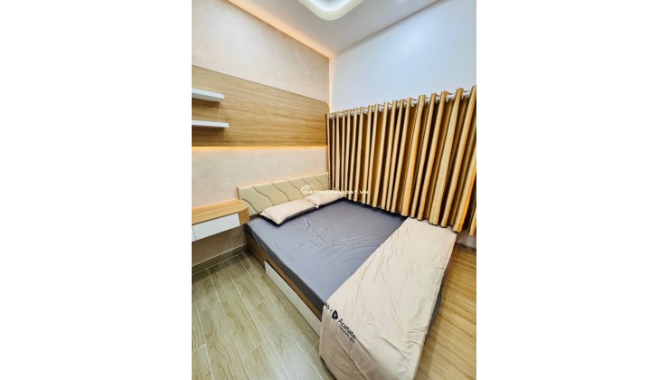 Siêu Phẩm - NHÀ ĐẸP Thích Quảng Đức  - Phú Nhuận - Full nội thất
