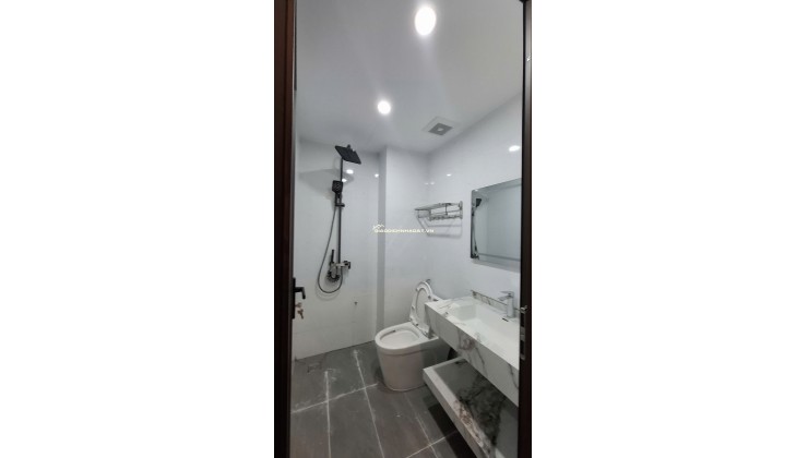 Chính chú đang muốn bán nhà Phố Phúc Lợi , 6 tầng giá sốc