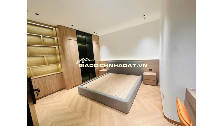  BÁN NHANH PHÂN LÔ HOÀNG NGÂN – 55m² – VỈA HÈ – VIEW CÔNG VIÊN – NHỈNH 20 TỶ
