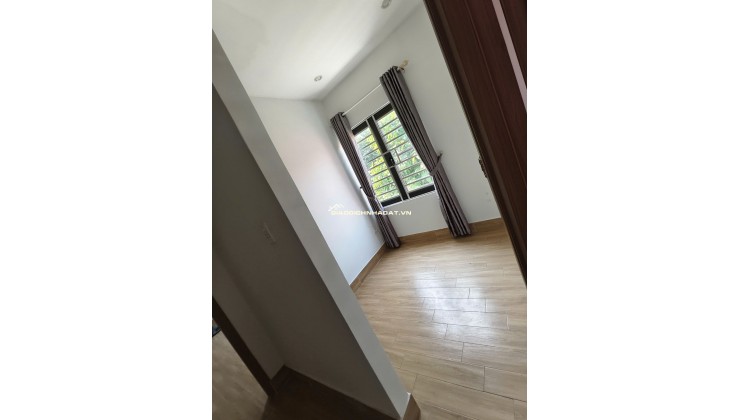 NHÀ MỚI ĐẸP KIỆT 3M MẸ NHU FULL CỬA SỔ CỰC THOÁNG - NGANG 5M. LH:0977414613.
