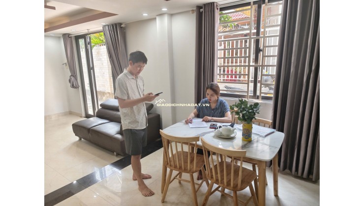 NHÀ MỚI ĐẸP KIỆT 3M MẸ NHU FULL CỬA SỔ CỰC THOÁNG - NGANG 5M. LH:0977414613.