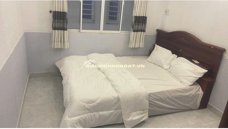 BÁN NHÀ 5 TẦNG NGAY BỆNH VIỆN HOÀN MỸ - (NGANG 3M2 X 12M) - 6TỶ6. LH:0931222249.