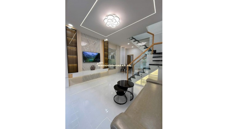 SIÊU PHẨM QUẬN TÂN PHÚ KẾ BÊN ĐẦM SEN, HXH CÁCH 1 CĂN RA MT – 40M2 NHỈNH 6TỶ LH:0965547748.