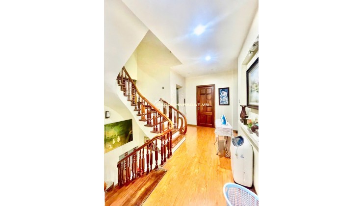  GIẢM CHÀO 5 TỶ – LK ĐỖ QUANG – 70M² – VỈA HÈ 2 BÊN – THANG MÁY – Ô TÔ – GIÁ HƠN 30,5TY