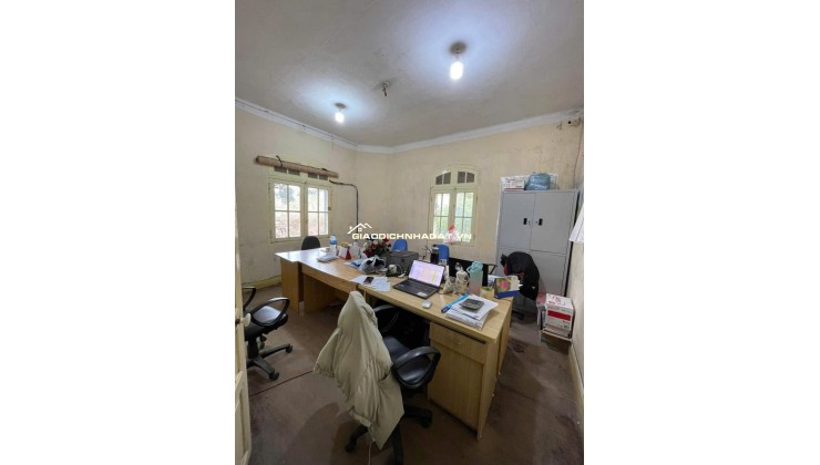 BIỆT THỰ PHÁP CỔ TTTP ĐÀ LẠT 1800M2 PHÁP LÝ RÕ RÀNG 75 TỶ. LH:0909267003.