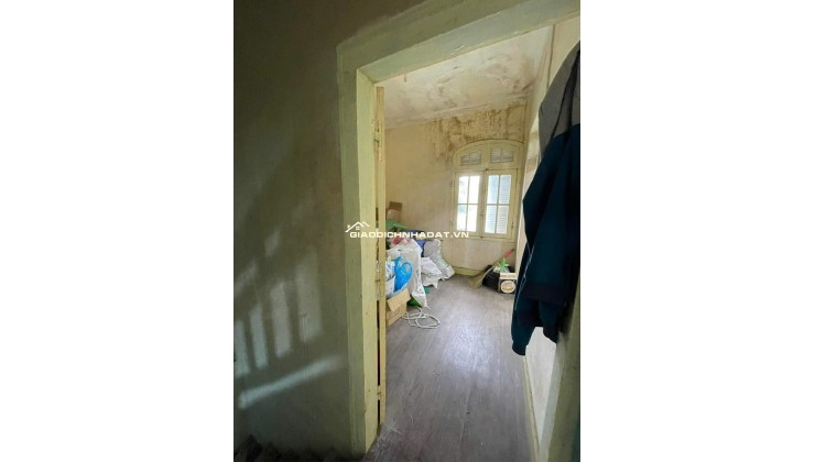 BIỆT THỰ PHÁP CỔ TTTP ĐÀ LẠT 1800M2 PHÁP LÝ RÕ RÀNG 75 TỶ. LH:0909267003.