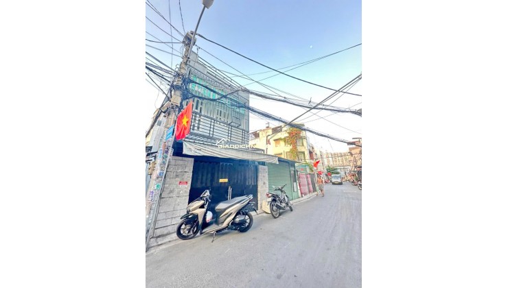 Chính chủ bán nhà Hẽm Xe Hơi ra vào thoải mái Lê Văn Lương. Quận 7
