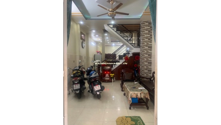 Cần bán nhà chính chủ, vị trí TT Thủ Đức, gần trường học, BV  0969128268