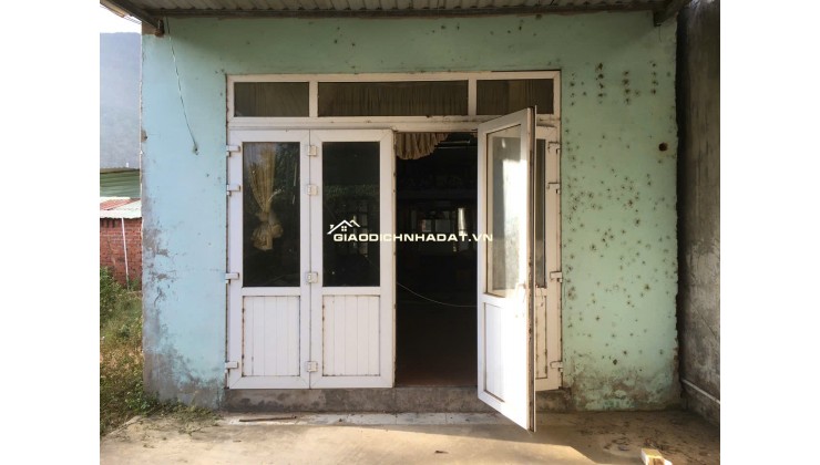 BÁN NHÀ CẤP 4 TẠI HUYỆN CÔN ĐẢO, DT 360.9 M2 - SHR - CHỈ 50TR/M2. LH:0908393271.