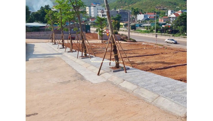  ĐẤT ĐẠI YÊN NẰM SÁT QL18 BỪNG SÁNG CÙNG DỰ ÁN TỶ ĐÔ VIN HẠ LONG XANH GIÁ CHỈ BẰNG 1/3