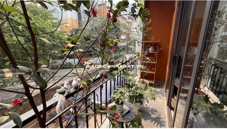 Cực hiếm nhà Xuân Thủy gần 40m2x6T, 2 thoáng , ngõ VF3 thông, nhỉnh 11tỷ
