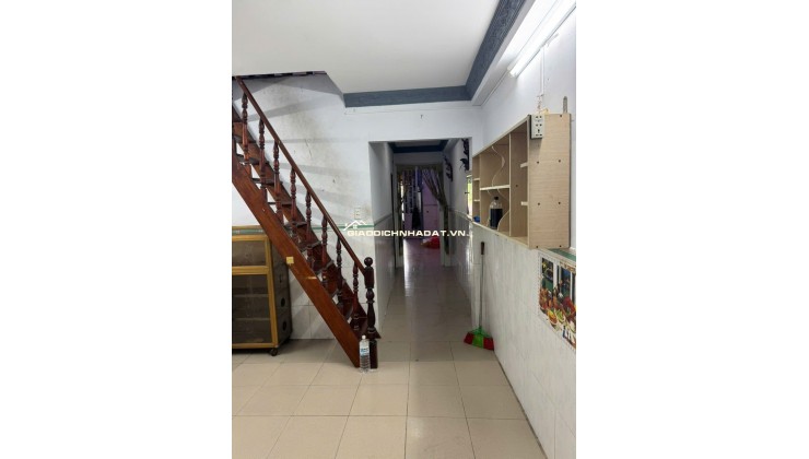 BÁN NHÀ XÃ XUÂN THỚI THƯỢNG CŨ - DT 78 M2 - SHR - CHỈ 3.8TỶ. LH:0906699222.