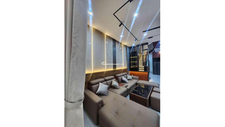 BÁN NHÀ 3 TẦNG, 3 MÊ  FULL NỘI THẤT, ĐƯỜNG THANH LƯƠNG, HOÀ XUÂN - ĐÀ NẴNG LH:0368452579.