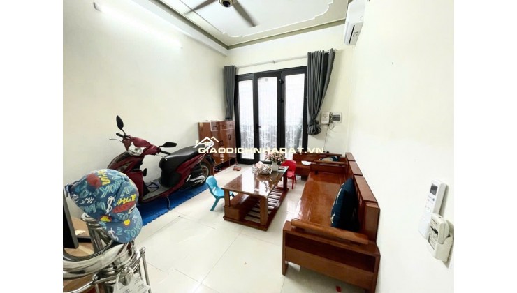 4ty89 Có Nhà 32m - Lô Góc Ngõ Thông - 10m ô tô - cách 50m QL32 3 phút ra ga nhổn