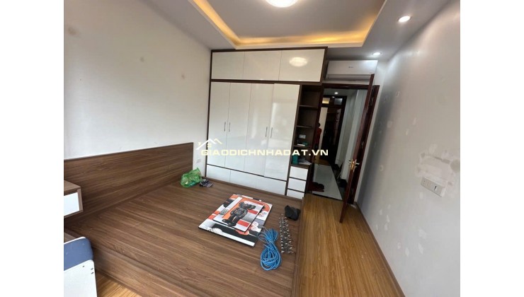 5 tỷ 5 Có Nhà 32m - Lô Góc Ngõ Thông - 10m ô tô - cách 50m QL32 3 phút ra ga nhổn