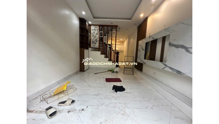 5 tỷ 5 Có Nhà 32m - Lô Góc Ngõ Thông - 10m ô tô - cách 50m QL32 3 phút ra ga nhổn