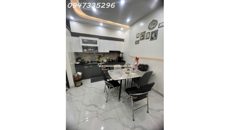 BÁN NHÀ 3 TẦNG NGÕ 2 CHỢ HÀNG CŨ - BỐT TRÒN