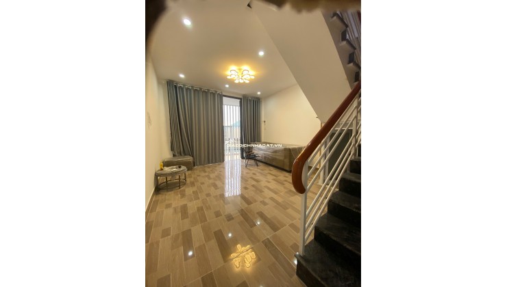Bán nhà giá rẽ, mới xây 1 trệt 1 lầu, ngay trung tâm Đà Lạt