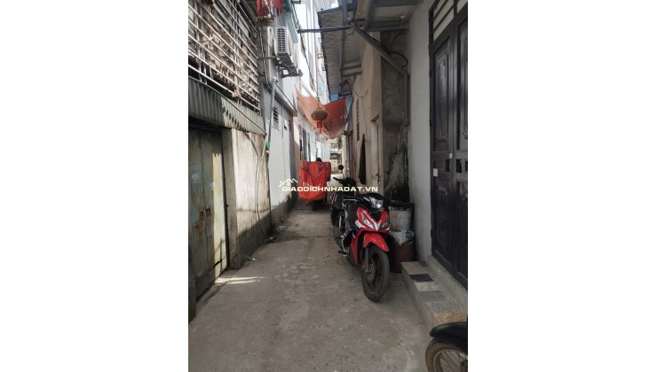 Cần bán nhà xã Đại Thanh,gần Cầu Tó, đã có sổ đỏ, giao thông thuận tiện