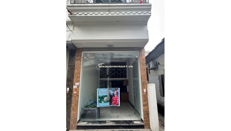 Cần bán nhà xã Đại Thanh,gần Cầu Tó, đã có sổ đỏ, giao thông thuận tiện