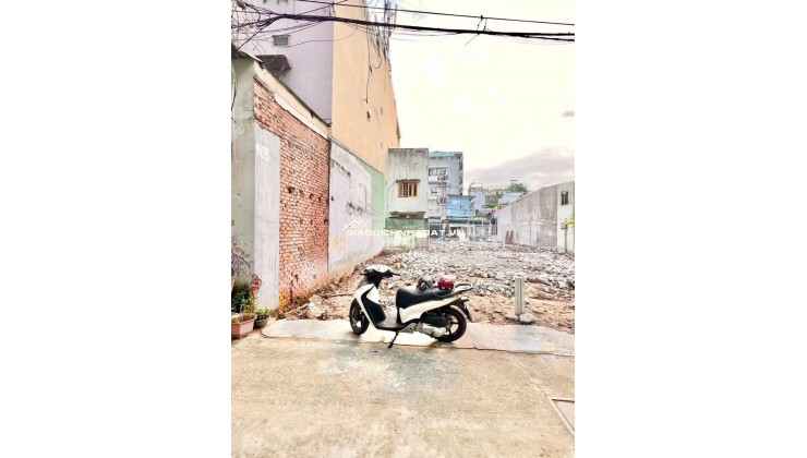 Cần bán lô đất FULL thổ cư hẽm cực thoáng Trần Xuân Soạn. Quận 7