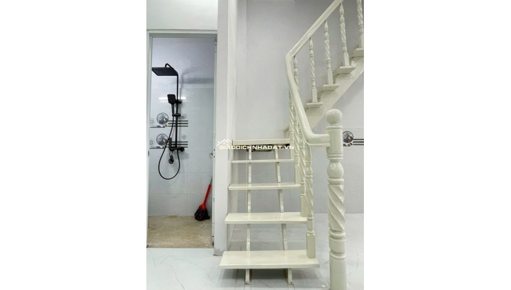 NHÀ MỚI SIÊU ĐẸP NGAY CHỢ LK 5/6, BHHB, BÌNH TÂN – 32,4M2 – 3TY380. LH:0908018219