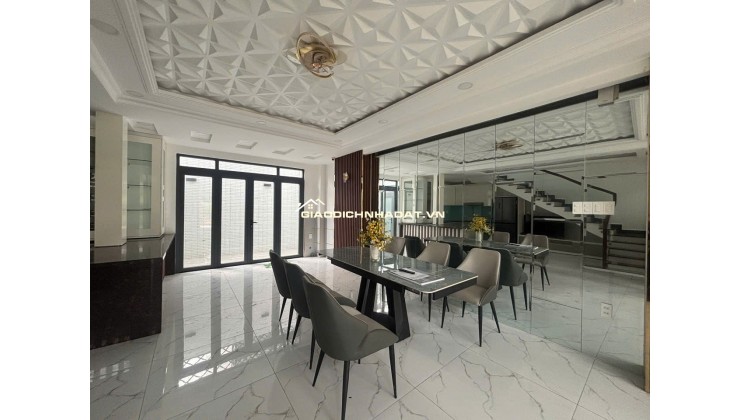 NHÀ MỜI MT NGUYỄN VĂN TẠO NHÀ BÈ  NGANG KHỦNG (7X14) 5 TẦNG - 4PN - 9,1 TỶ . SỔ HỒNG RIÊNG HOÀN CÔNG ĐẦY ĐỦ
