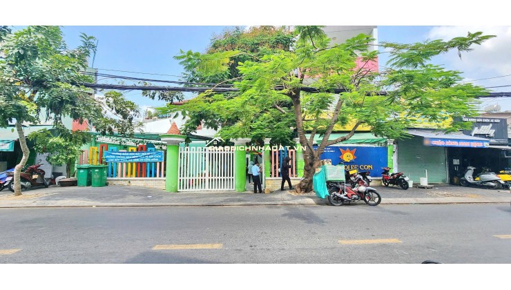 Bán gấp tài sản Ngộp thu nhập cao Mặt Tiền Đường Số Quận 7