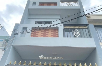 Bán nhà 2 tầng 40m2, 2PN, sổ hồng, 4.7 tỷ, hẻm Trần Xuân Soạn, Q7