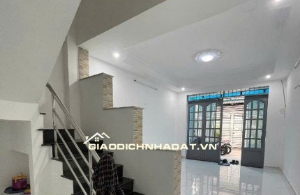 BÁN NHÀ 3 TẦNG, BÌNH CHÁNH, HẺM 8M, GẦN BẾN XE MIẾN TÂY, 56 M² (4X14), 4.X TỶ.