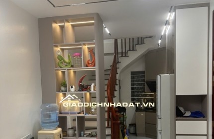 Nhà Đẹp Di Trạch Hoài Đức - 40m 6 tầng - ô tô đỗ cửa - Lô Góc 5.95ty