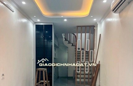 BÁN NHÀ - ĐỨC GIANG - VIỆT HƯNG - NHÀ 5 TẦNG DÂN XÂY MỚI TINH - THIẾT KẾ HIỆN ĐẠI  - 31M - NHỈNH 7 TỶ