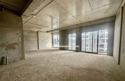 Bán căn hộ nhà thô 2pn 74m2, giá tổng 4.6 tỷ Lavida Plus Q7, nhà đã có sẵn