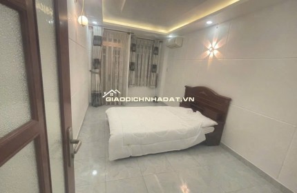 BÁN NHÀ 5 TẦNG NGAY BỆNH VIỆN HOÀN MỸ - (NGANG 3M2 X 12M) - 6TỶ6. LH:0931222249.