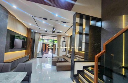 BÁN NHÀ 3 TẦNG, 3 MÊ  FULL NỘI THẤT, ĐƯỜNG THANH LƯƠNG, HOÀ XUÂN - ĐÀ NẴNG LH:0368452579.