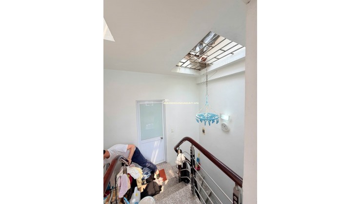 Nhà Đẹp Xuân Đỉnh 36m - 4 Tầng - ô tô - Kinh Doanh - Nhà Dân Xây Chắc Chắn 8 ty3