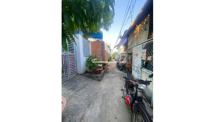 Bán đất 134m2 ( 50m2 là thổ cư )  tặng nhà cấp 4 ngay HTP Nhà Bè