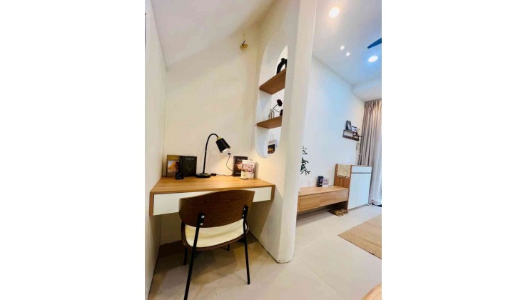 Nhà đẹp full nội thất cực hiếm tại quận 5 chỉ 6,95 tỷ