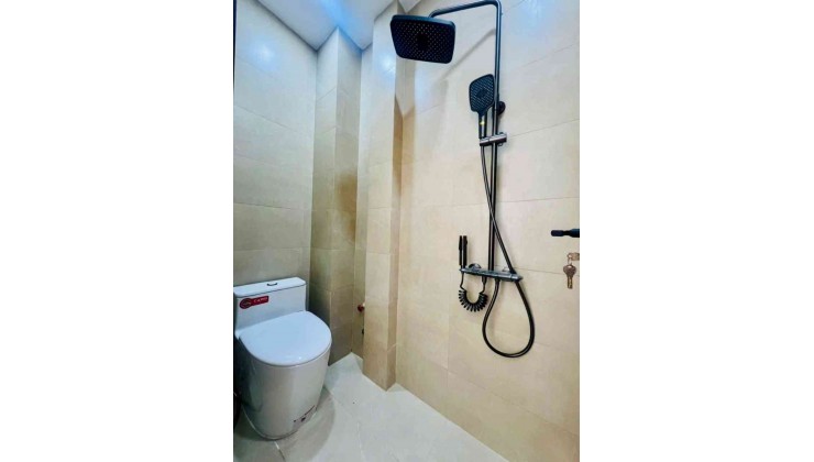 Nhà đẹp full nội thất cực hiếm tại quận 5 chỉ 6,95 tỷ