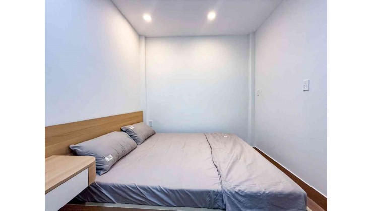 Nhà đẹp full nội thất cực hiếm tại quận 5 chỉ 6,95 tỷ