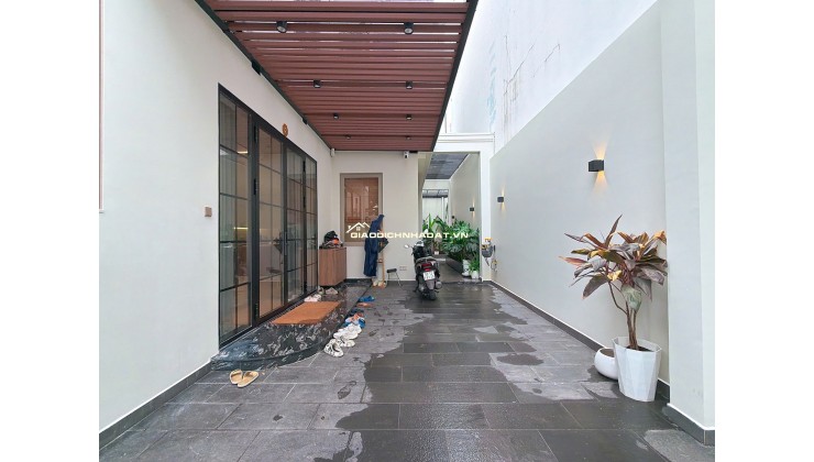 BIỆT THỰ SÂN VƯỜN KHU BỘ CÔNG AN Q7 - 3 TẦNG - 9X17M - 18,5 TỶ. LH:0904523367 (Phương Nhà Nhiều).
