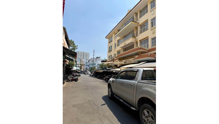 NHÀ HẺM XE HƠI HÀ TÔN QUYỀN – QUẬN 5