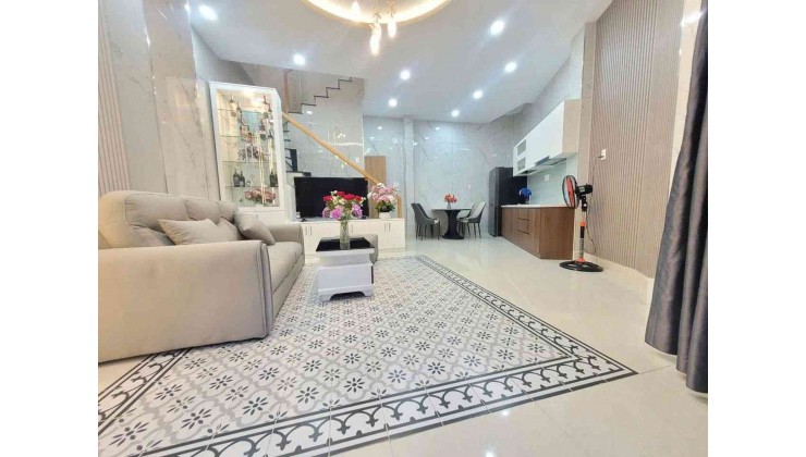 HẺM XE HƠI LÊ QUANG ĐỊNH - P. GIA ĐỊNH - BÌNH THẠNH